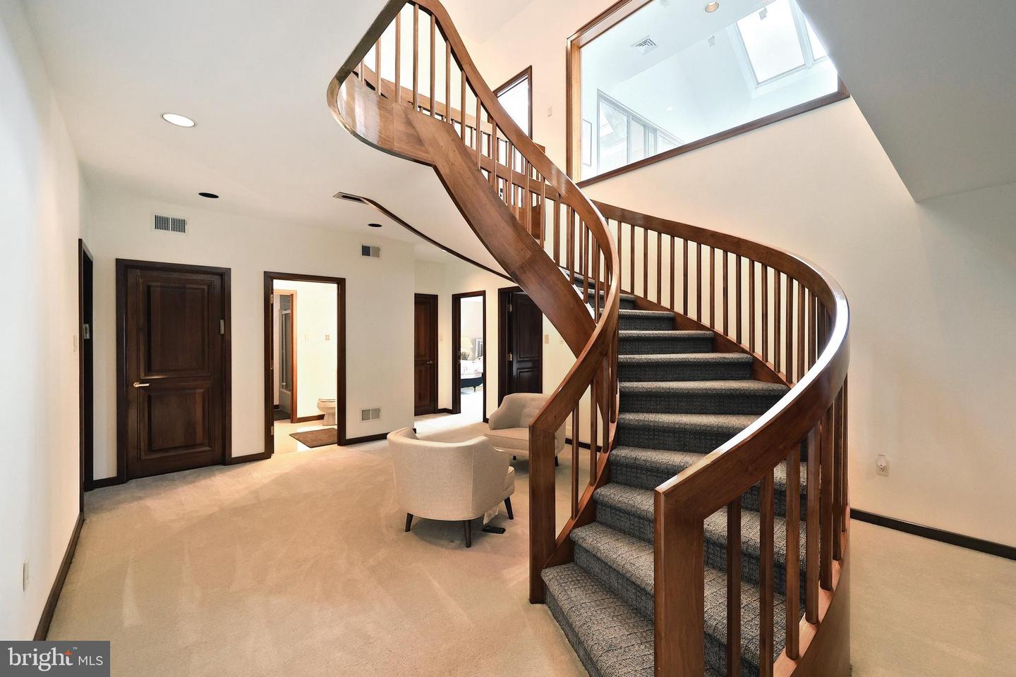 Spring Grove, Pennsylvania, 17362, United States, 6 Bedrooms Bedrooms, ,6 BathroomsBathrooms,Residential,Active,1825088