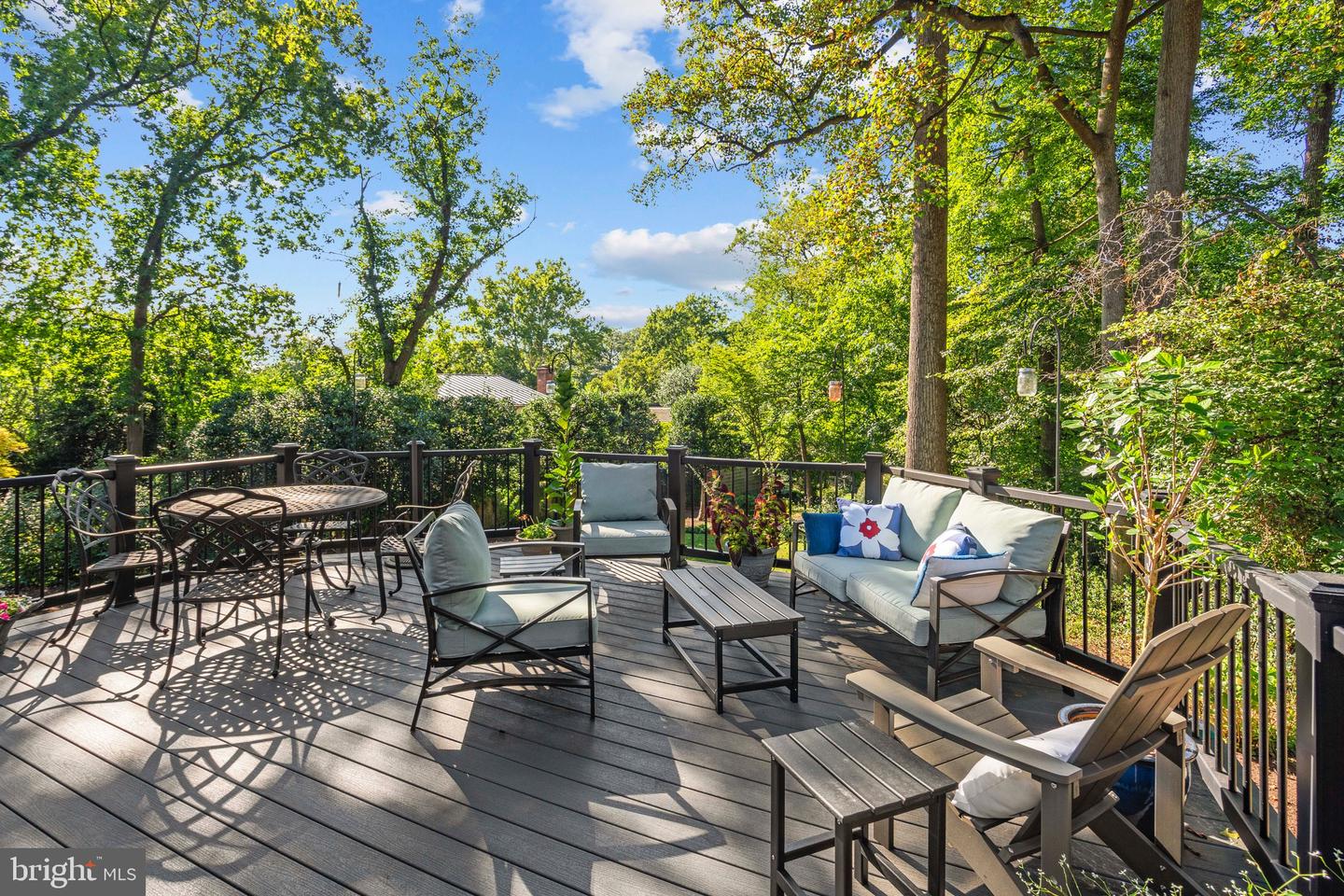 Arlington, Virginia, 22207, United States, 5 Bedrooms Bedrooms, ,4 BathroomsBathrooms,Residential,Active,1943764