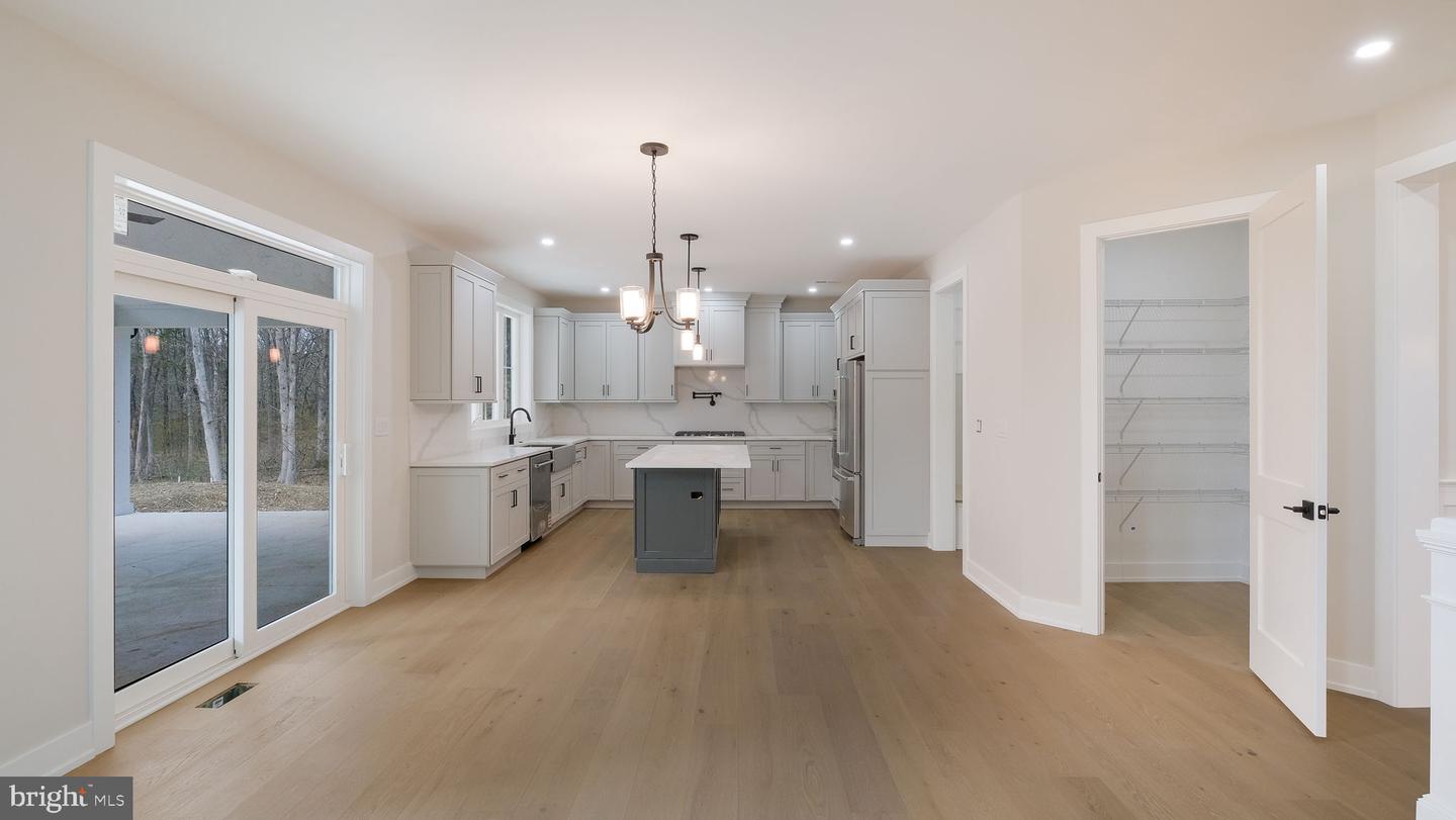 Doylestown, Pennsylvania, 18902, United States, 4 Bedrooms Bedrooms, ,5 BathroomsBathrooms,Residential,Active,1702887