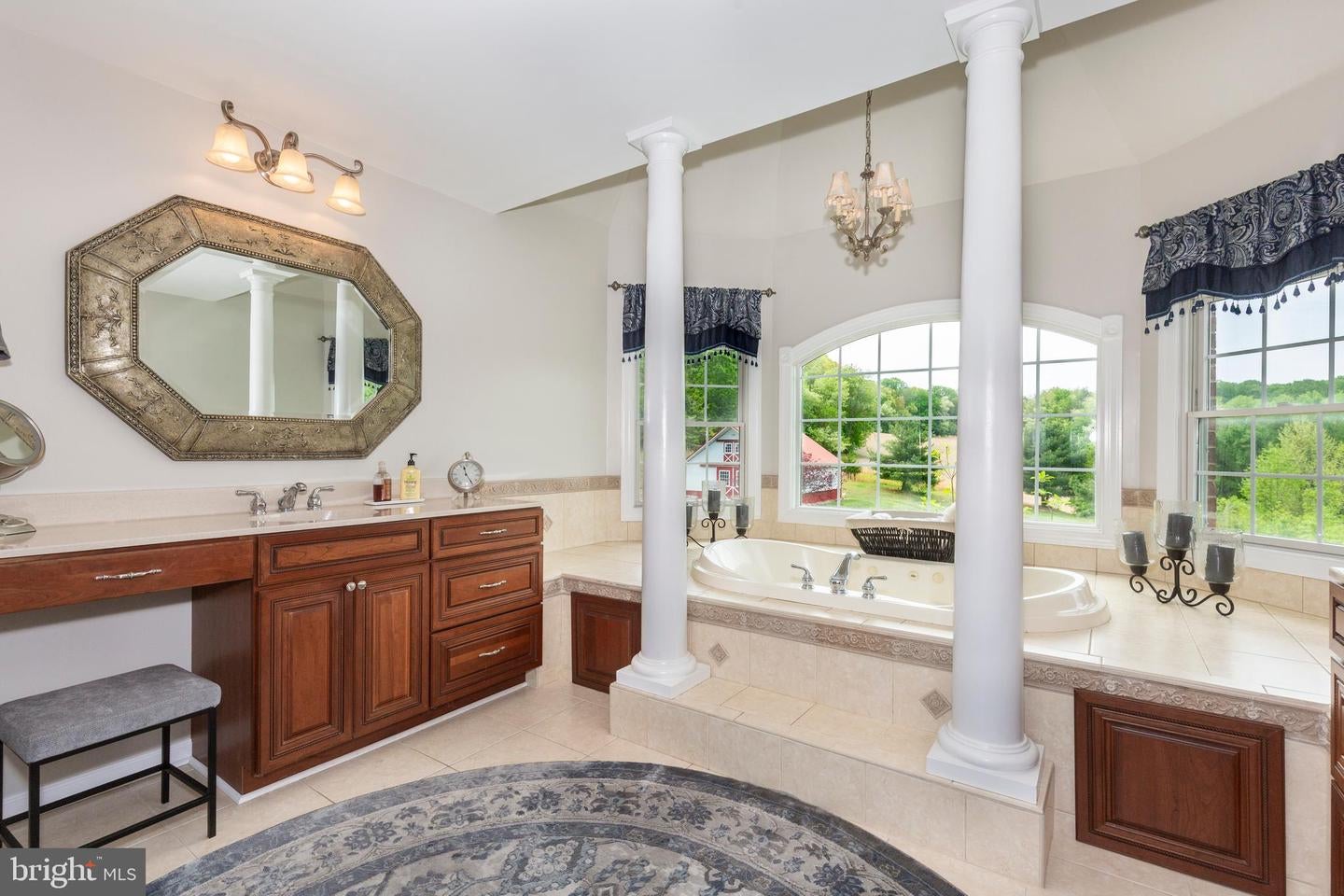 New Windsor, Maryland, 21776, United States, ,5 BathroomsBathrooms,Residential,Active,1829926