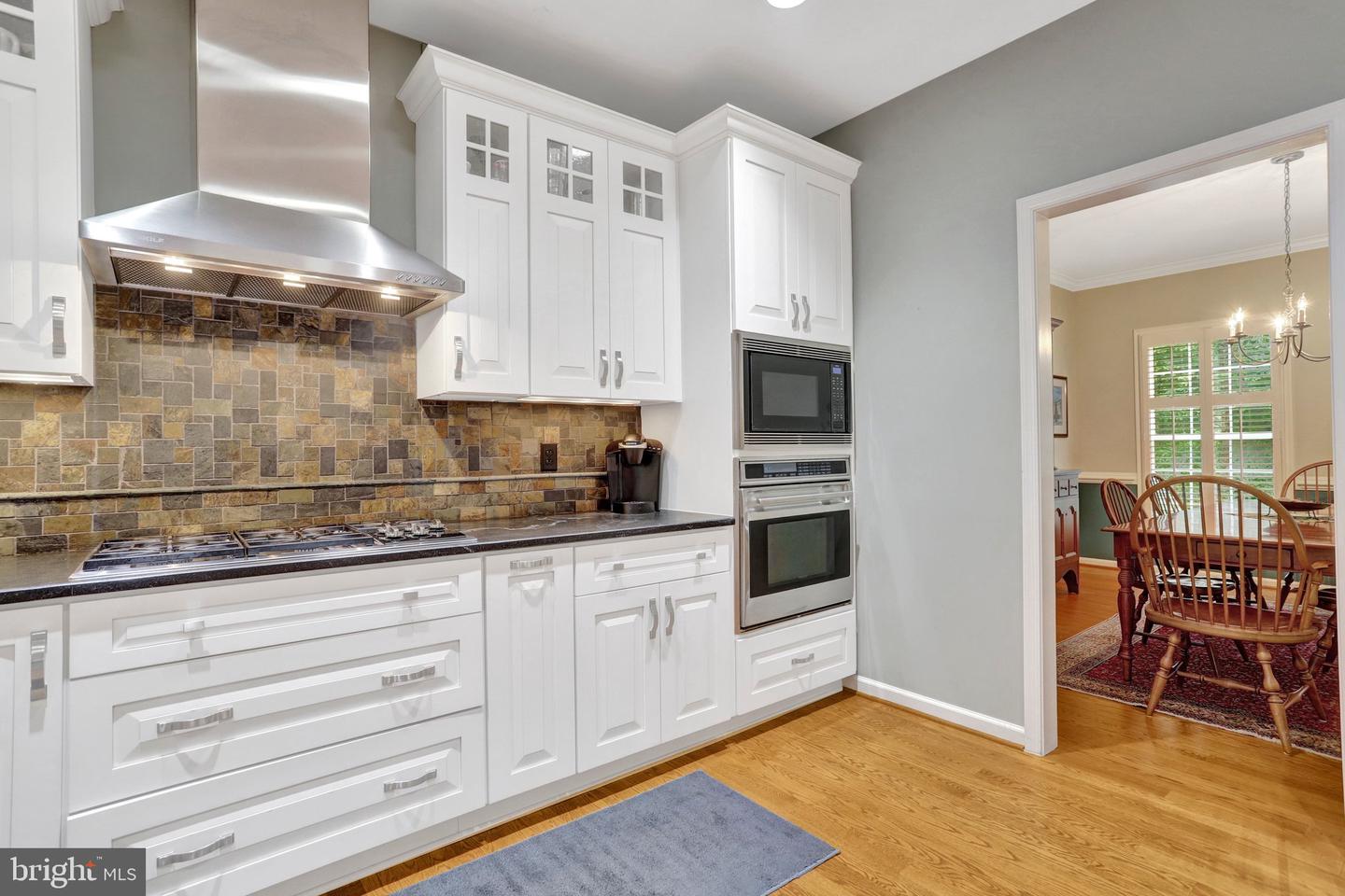 Lorton, Virginia, 22079, United States, 4 Bedrooms Bedrooms, ,4 BathroomsBathrooms,Residential,Active,2045767