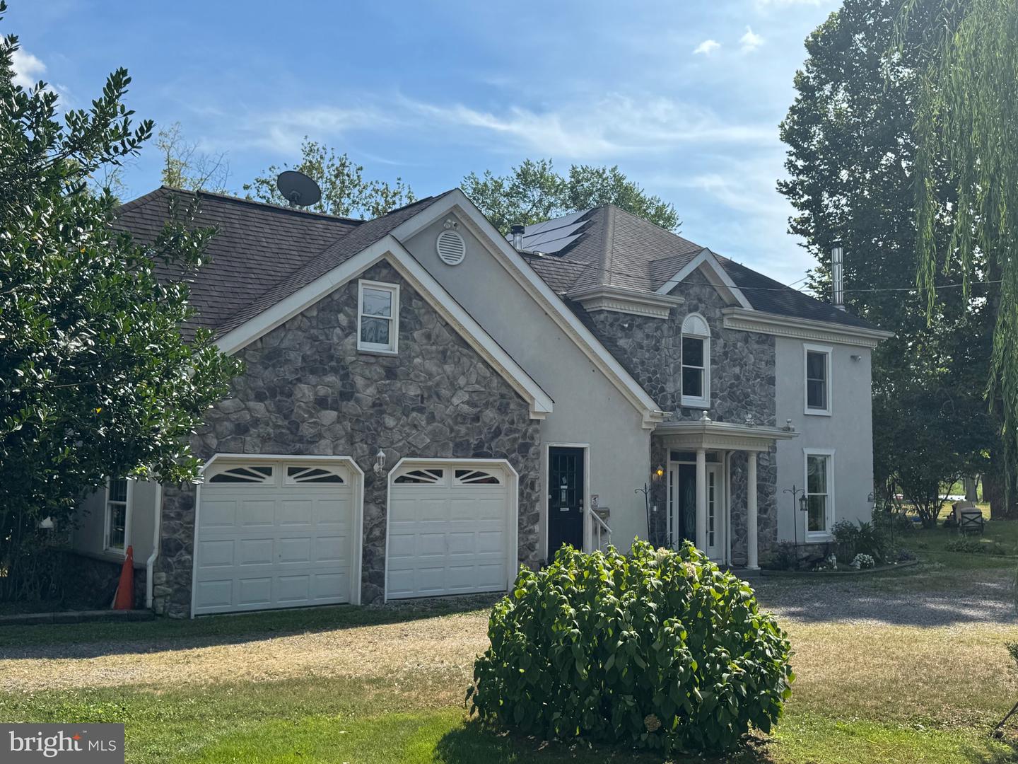 Delanco, New Jersey, 08075, United States, 5 Bedrooms Bedrooms, ,3 BathroomsBathrooms,Residential,Active,1914605