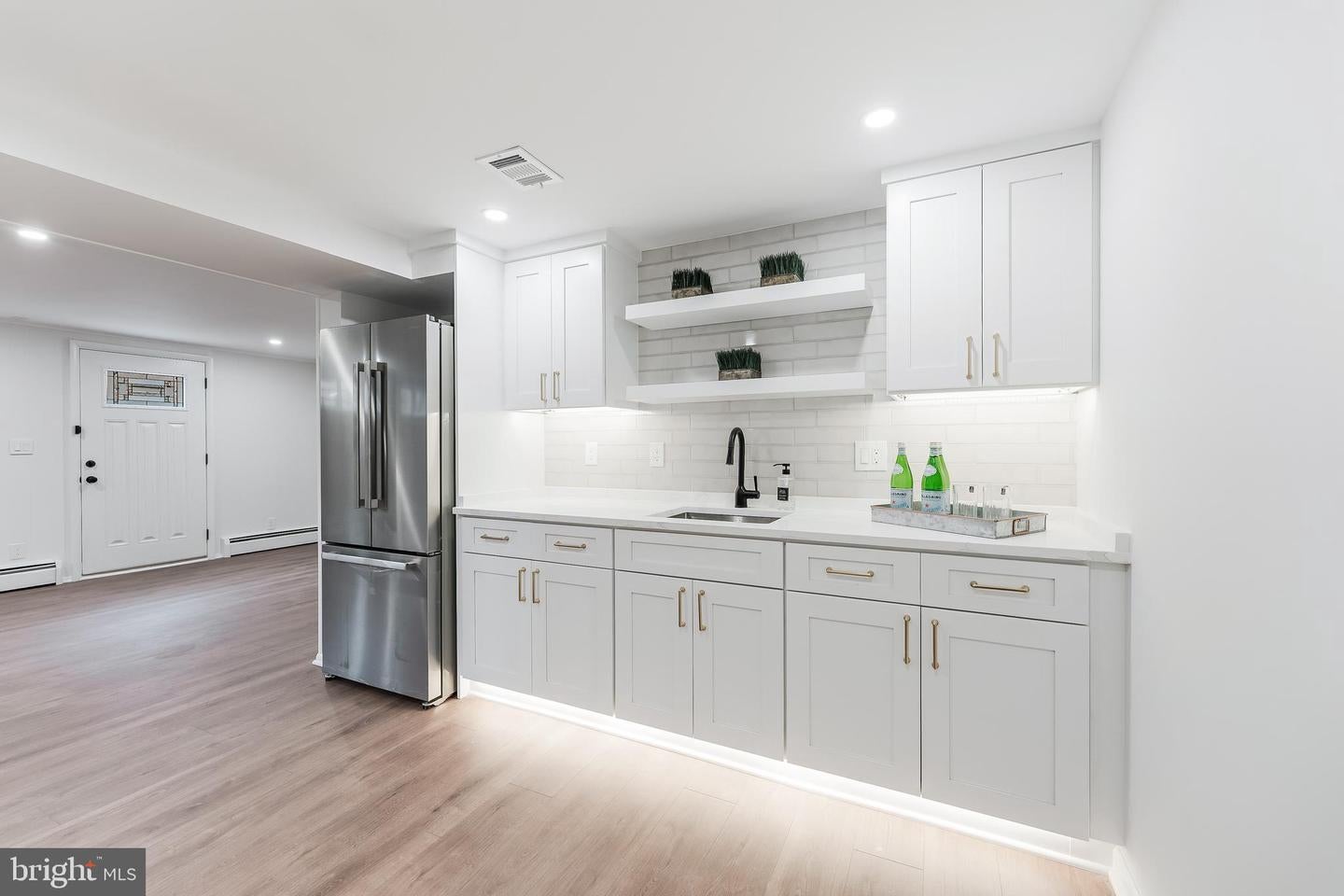 Arlington, Virginia, 22204, United States, 4 Bedrooms Bedrooms, ,3 BathroomsBathrooms,Residential,Active,2045018