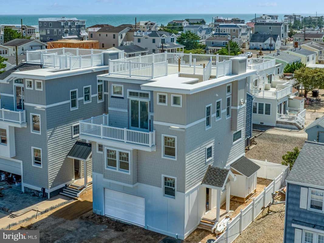 10B W MARSHALL AVE, LONG BEACH TOWNSHIP, NJ 08008 RE