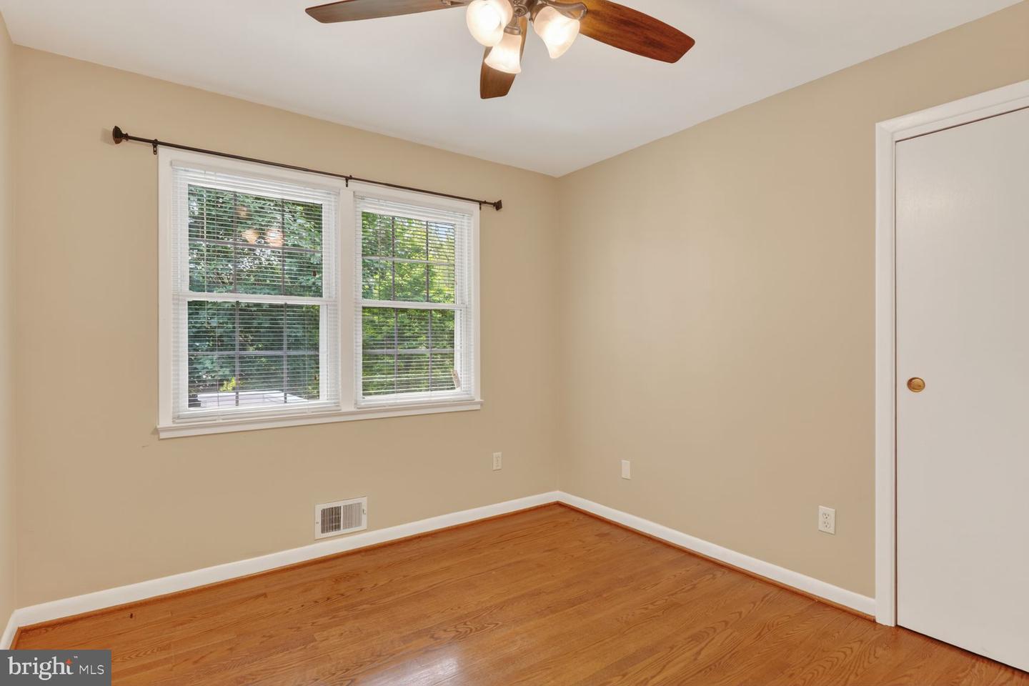 Falls Church, Virginia, 22043, United States, 4 Bedrooms Bedrooms, ,3 BathroomsBathrooms,Residential,Active,2045048