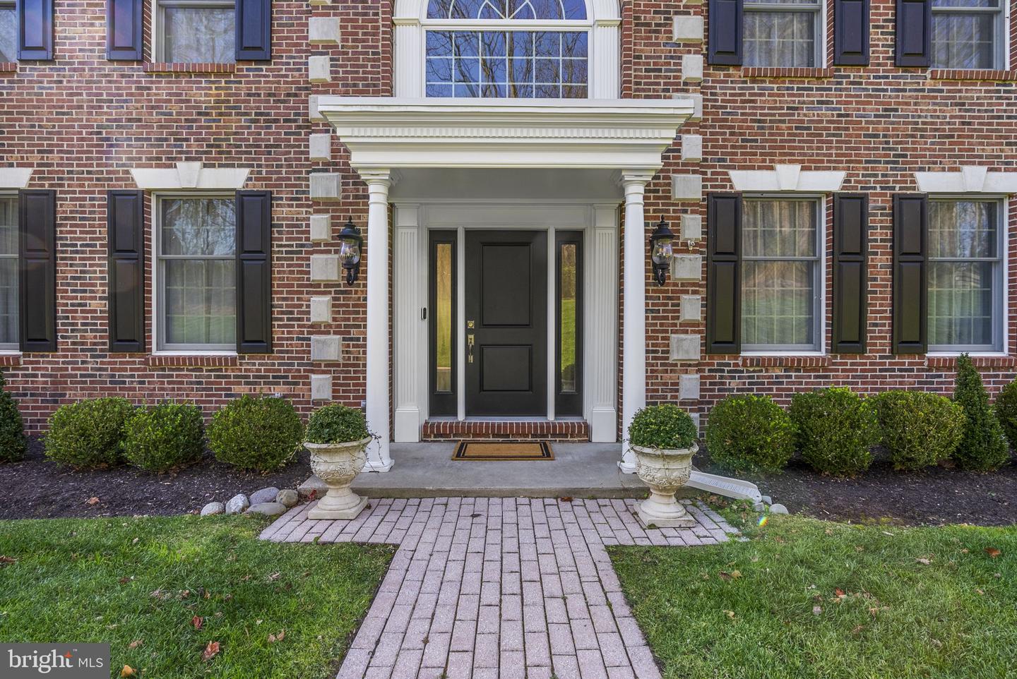 West Chester, Pennsylvania, 19382, United States, 5 Bedrooms Bedrooms, ,4 BathroomsBathrooms,Residential,Contingent,2007155