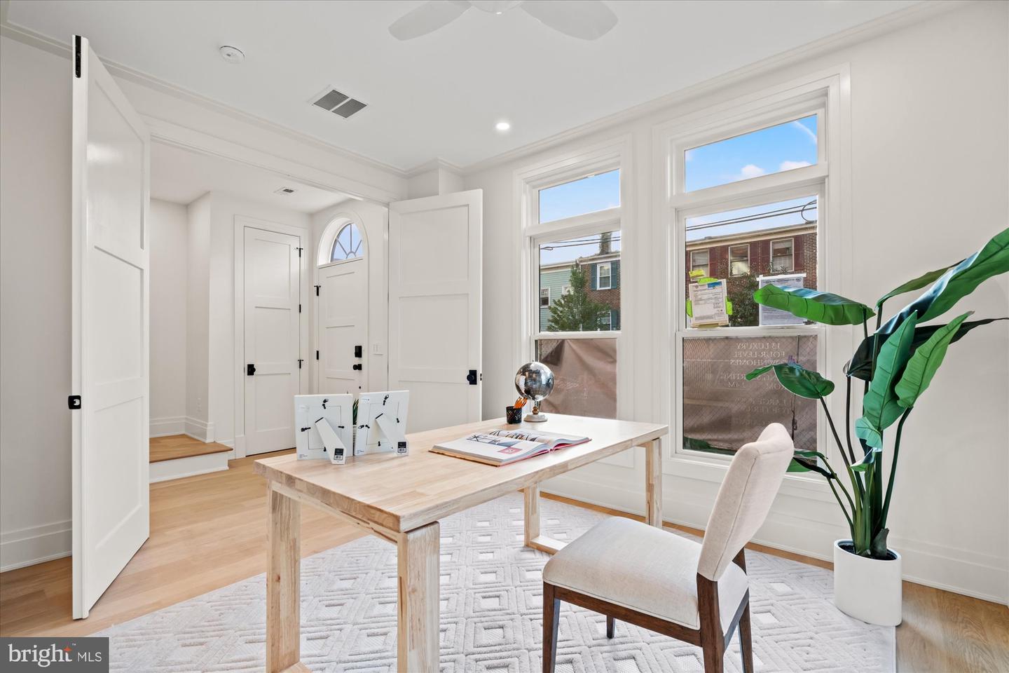 Alexandria, Virginia, 22314, United States, 4 Bedrooms Bedrooms, ,5 BathroomsBathrooms,Residential,Active,1993677