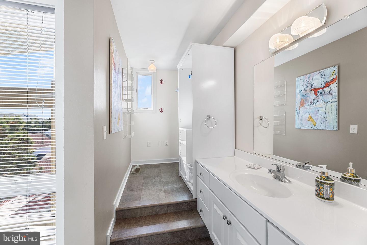 Fenwick Island, Delaware, 19944, United States, 6 Bedrooms Bedrooms, ,6 BathroomsBathrooms,Residential,Active,1973374