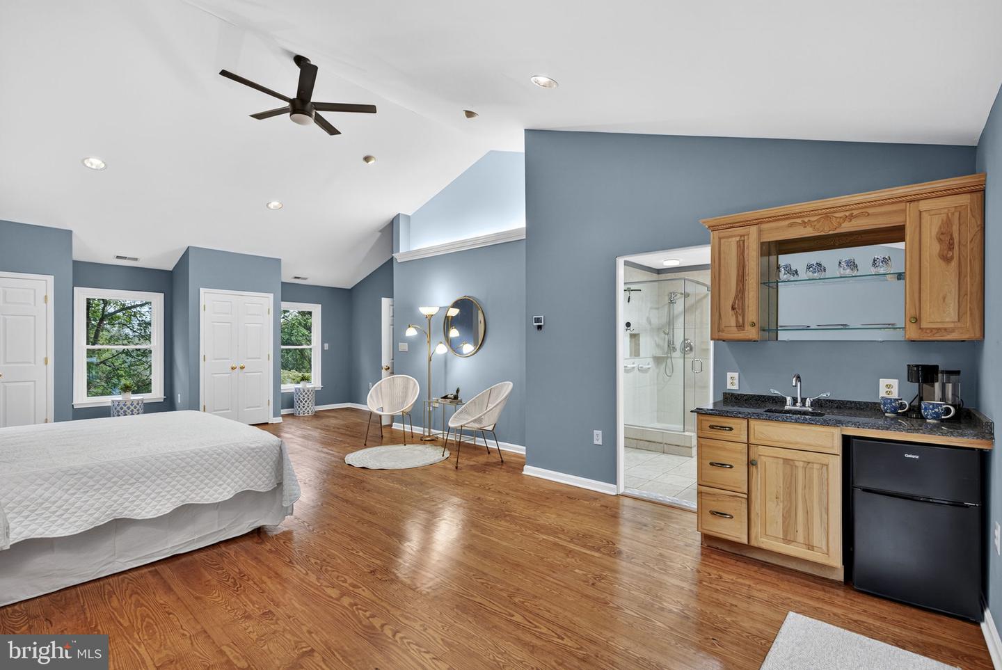 Lovettsville, Virginia, 20180, United States, ,2 BathroomsBathrooms,Residential,Active,1954034