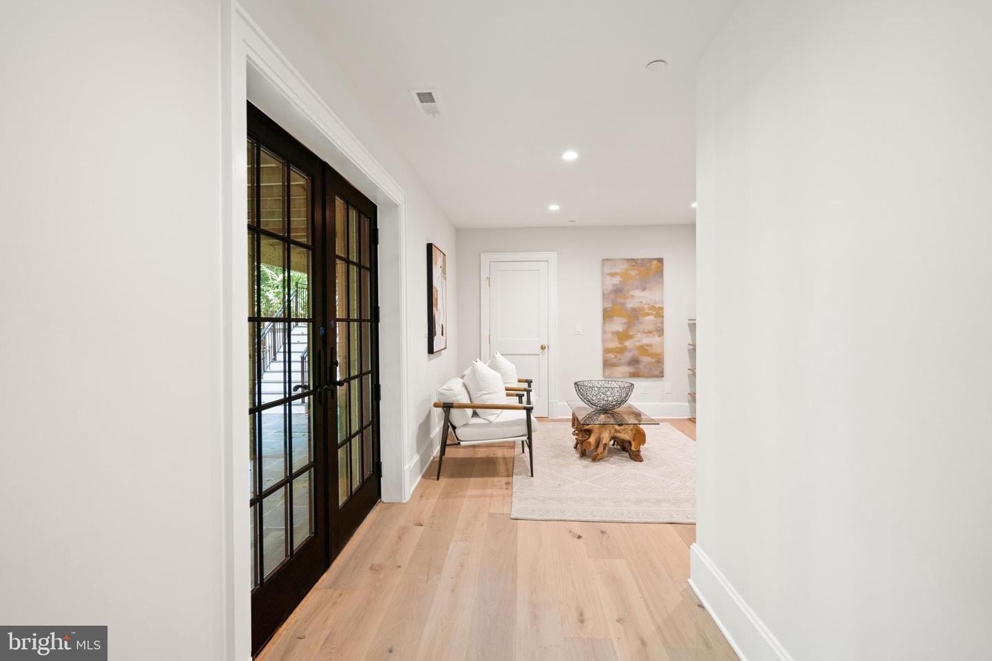 Washington, District Of Columbia, 20016, United States, 6 Bedrooms Bedrooms, ,8 BathroomsBathrooms,Residential,Active,1934802
