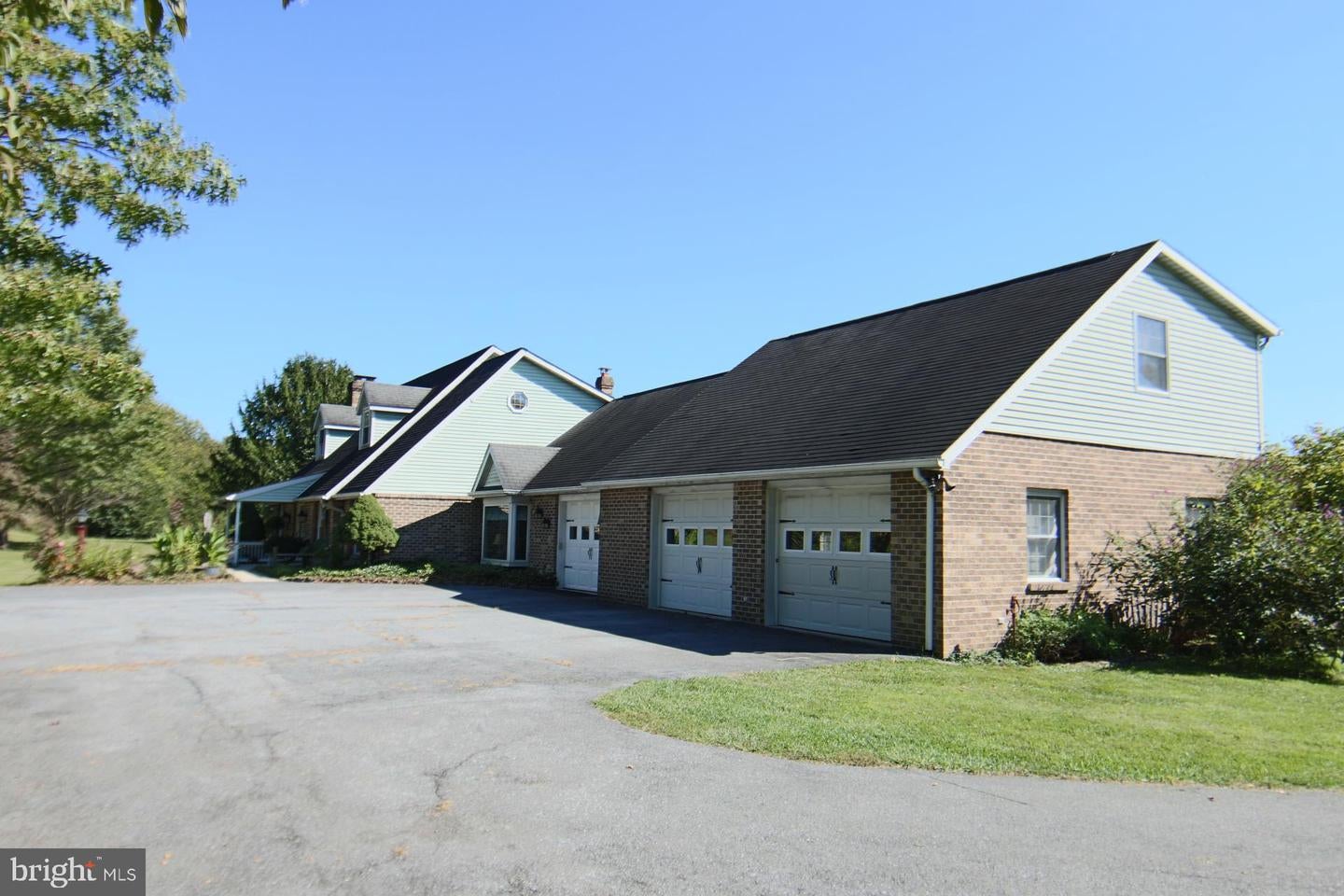 Grantville, Pennsylvania, 17028, United States, ,4 BathroomsBathrooms,Residential,Contingent,1704041