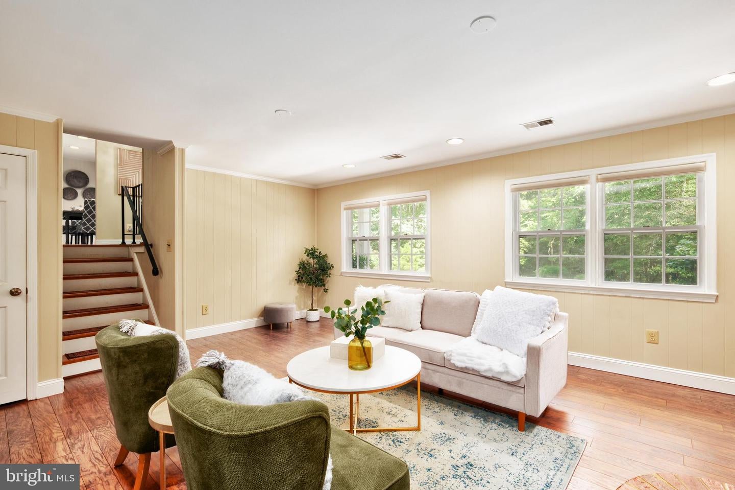 Fairfax Station, Virginia, 22039, United States, 4 Bedrooms Bedrooms, ,3 BathroomsBathrooms,Residential,Active,1936424