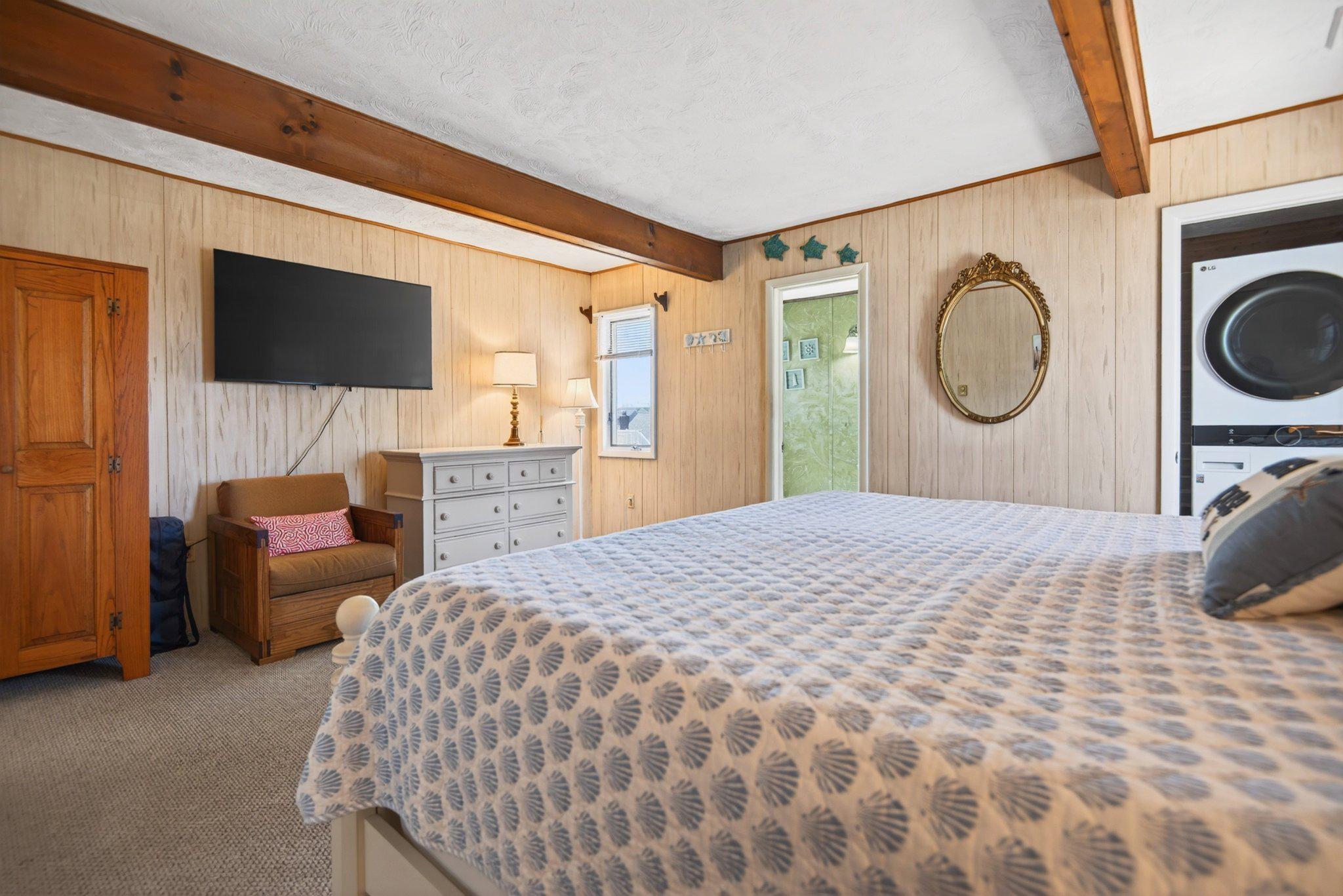 Long Beach Twp, New Jersey, 08008, United States, 8 Bedrooms Bedrooms, ,4 BathroomsBathrooms,Residential,Active,2021663