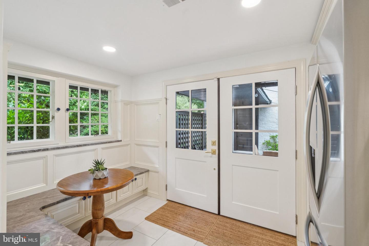 Wayne, Pennsylvania, 19087, United States, 4 Bedrooms Bedrooms, ,5 BathroomsBathrooms,Residential,Active,2003551