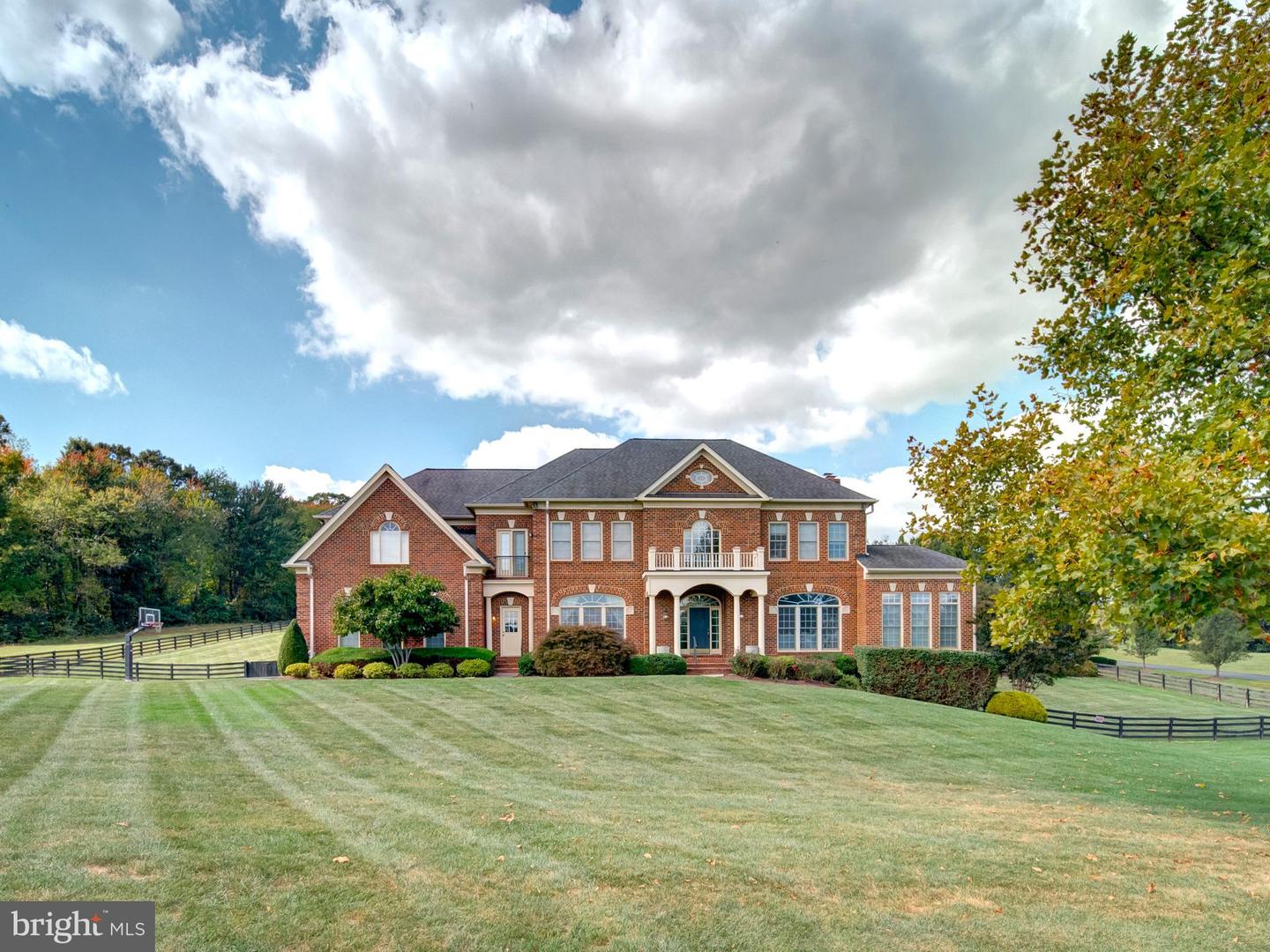 Leesburg, Virginia, 20175, United States, 5 Bedrooms Bedrooms, ,6 BathroomsBathrooms,Residential,Active,1987213 Leesburg, Virginia, 20175, United States, 5 Bedrooms Bedrooms, ,6 BathroomsBathrooms,Residential,Active,1987213