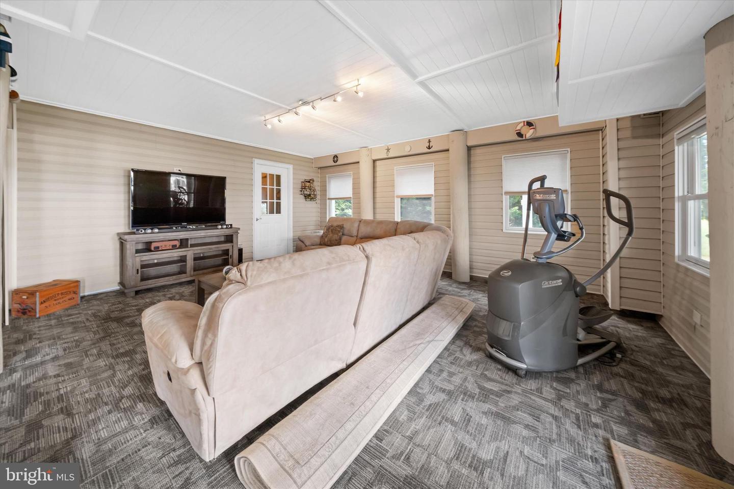 Chesapeake City, Maryland, 21915, United States, 3 Bedrooms Bedrooms, ,4 BathroomsBathrooms,Residential,Active,1914604