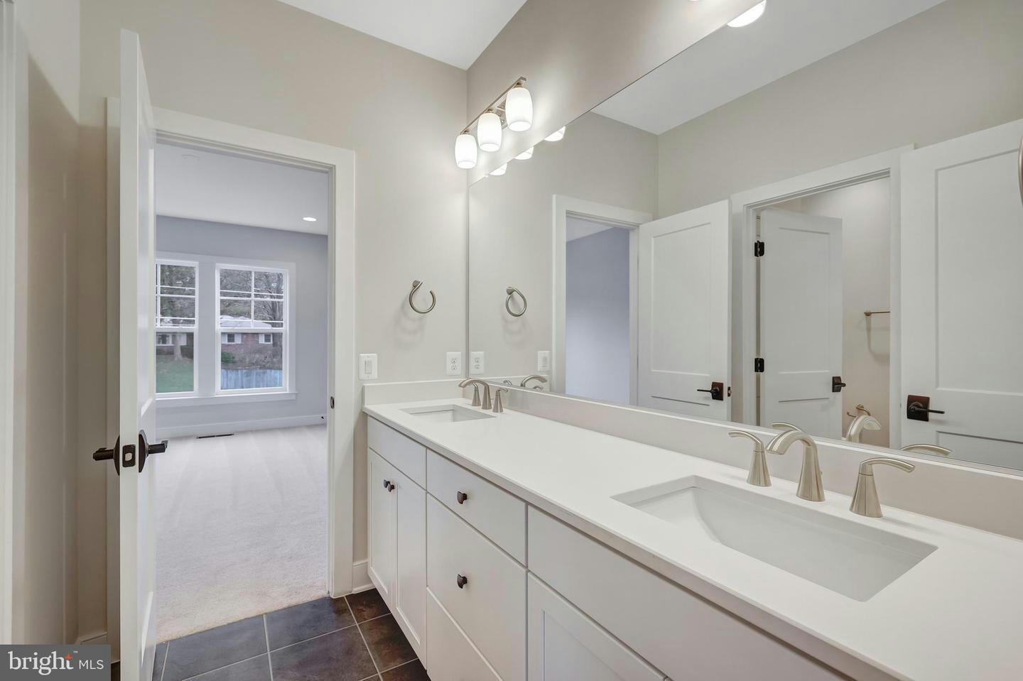 Arlington, Virginia, 22207, United States, ,Residential,Pending,1702157