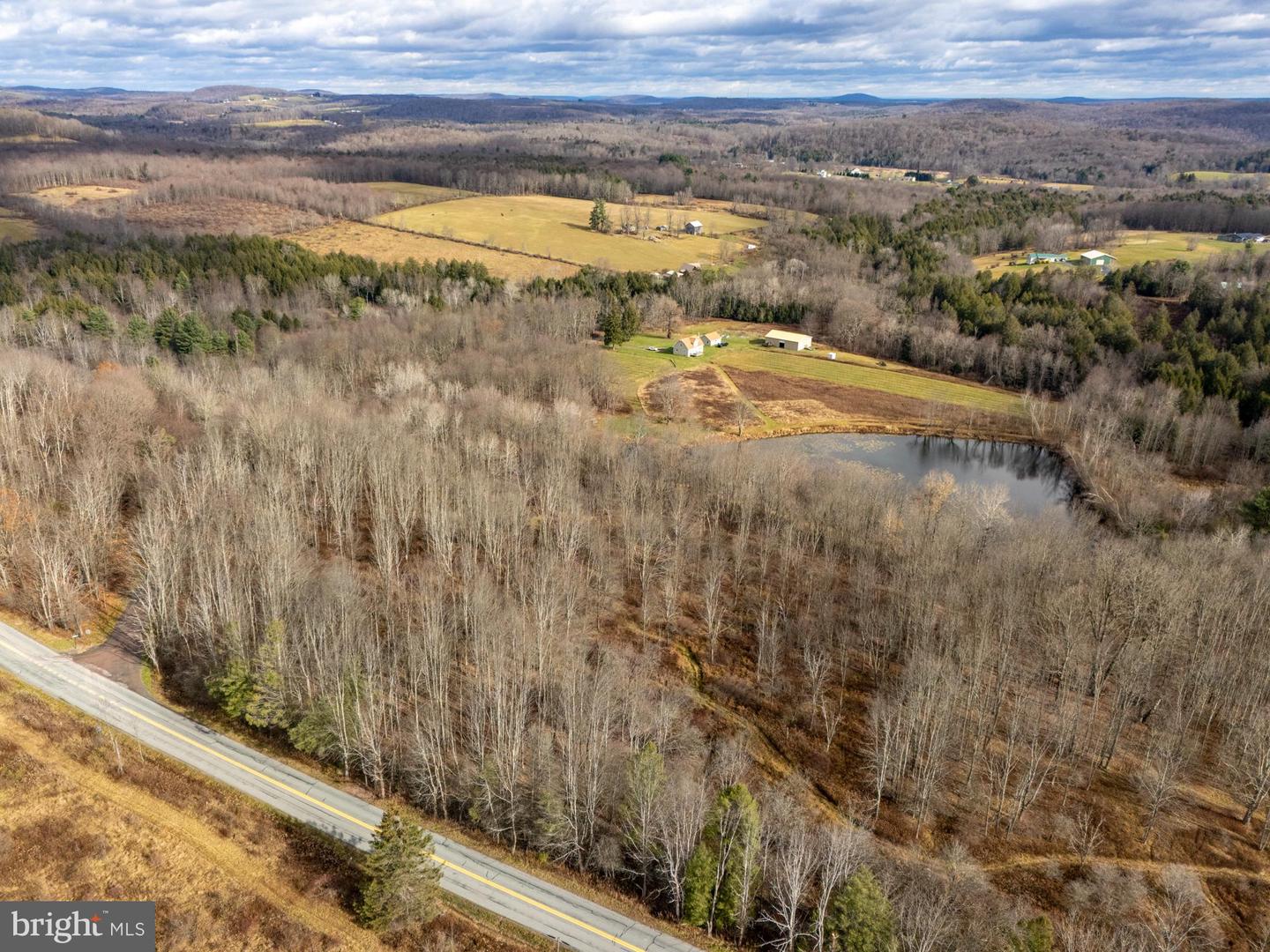 Waymart, Pennsylvania, 18472, United States, 4 Bedrooms Bedrooms, ,2 BathroomsBathrooms,Residential,Active,2007156