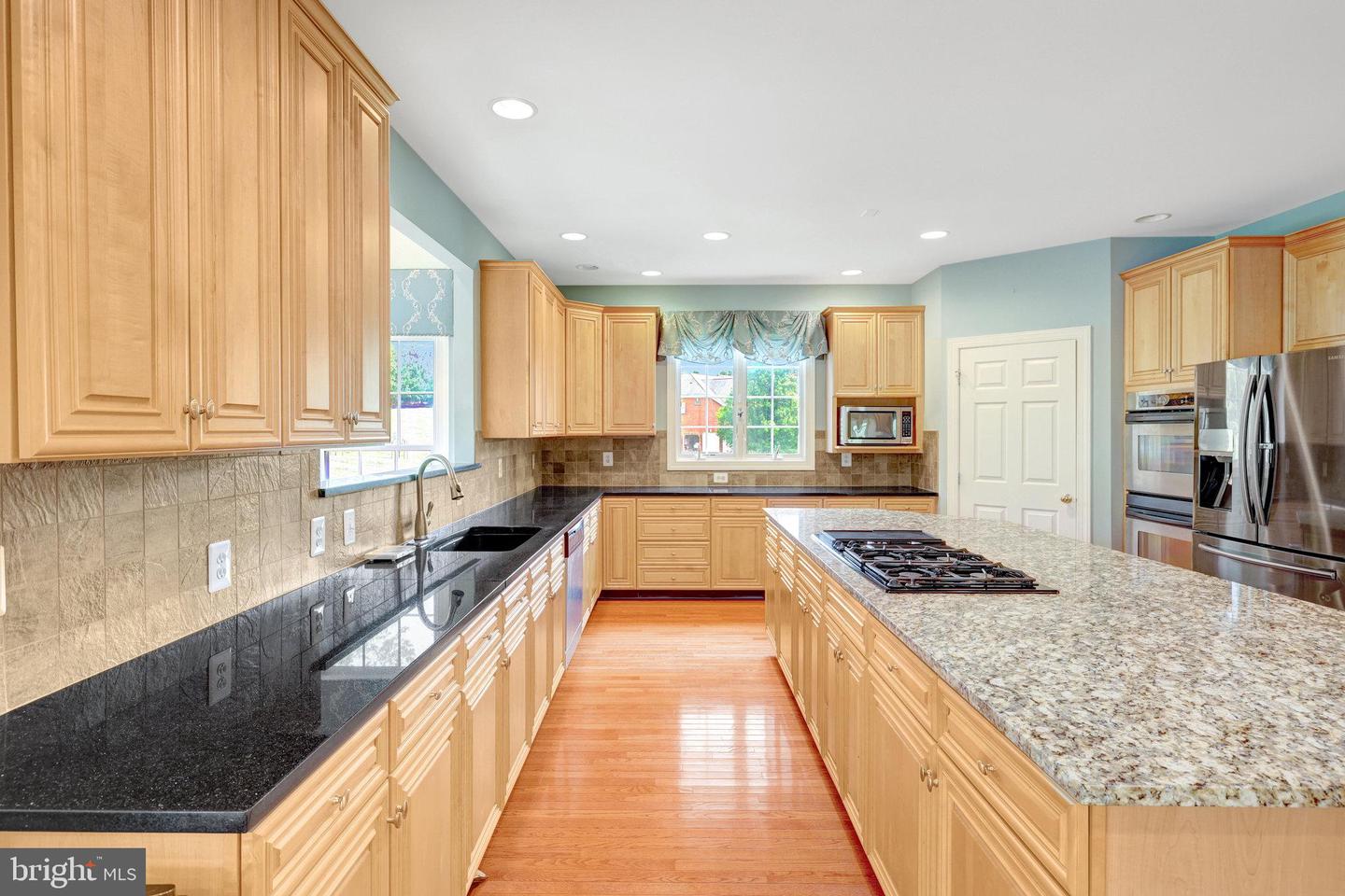 Leesburg, Virginia, 20175, United States, 4 Bedrooms Bedrooms, ,5 BathroomsBathrooms,Residential,Active,1894598