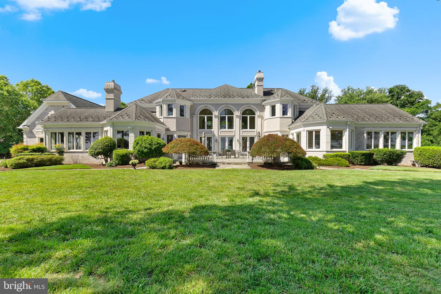 Lorton, Virginia, 22079, United States, 6 Bedrooms Bedrooms, ,8 BathroomsBathrooms,Residential,Active,1933878