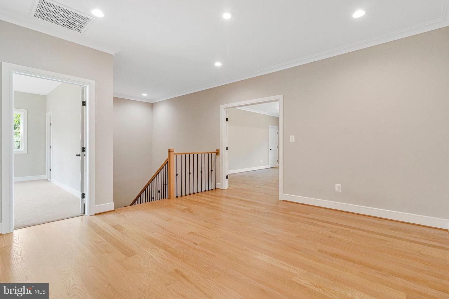 Falls Church, Virginia, 22046, United States, 7 Bedrooms Bedrooms, ,7 BathroomsBathrooms,Residential,Active,2006868