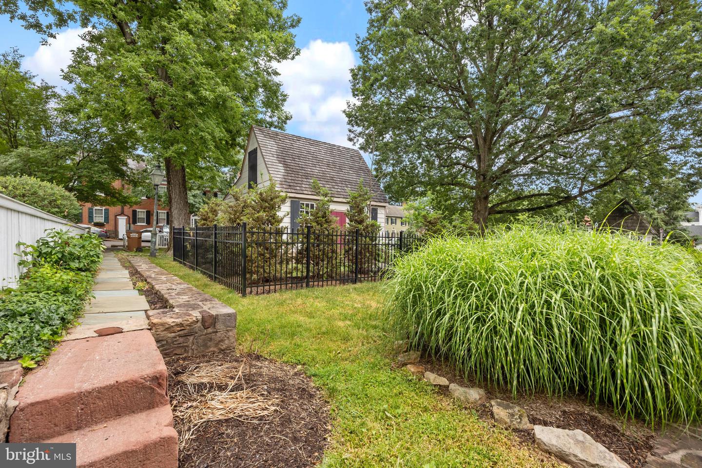 Newtown, Pennsylvania, 18940, United States, 4 Bedrooms Bedrooms, ,4 BathroomsBathrooms,Residential,Contingent,2006776