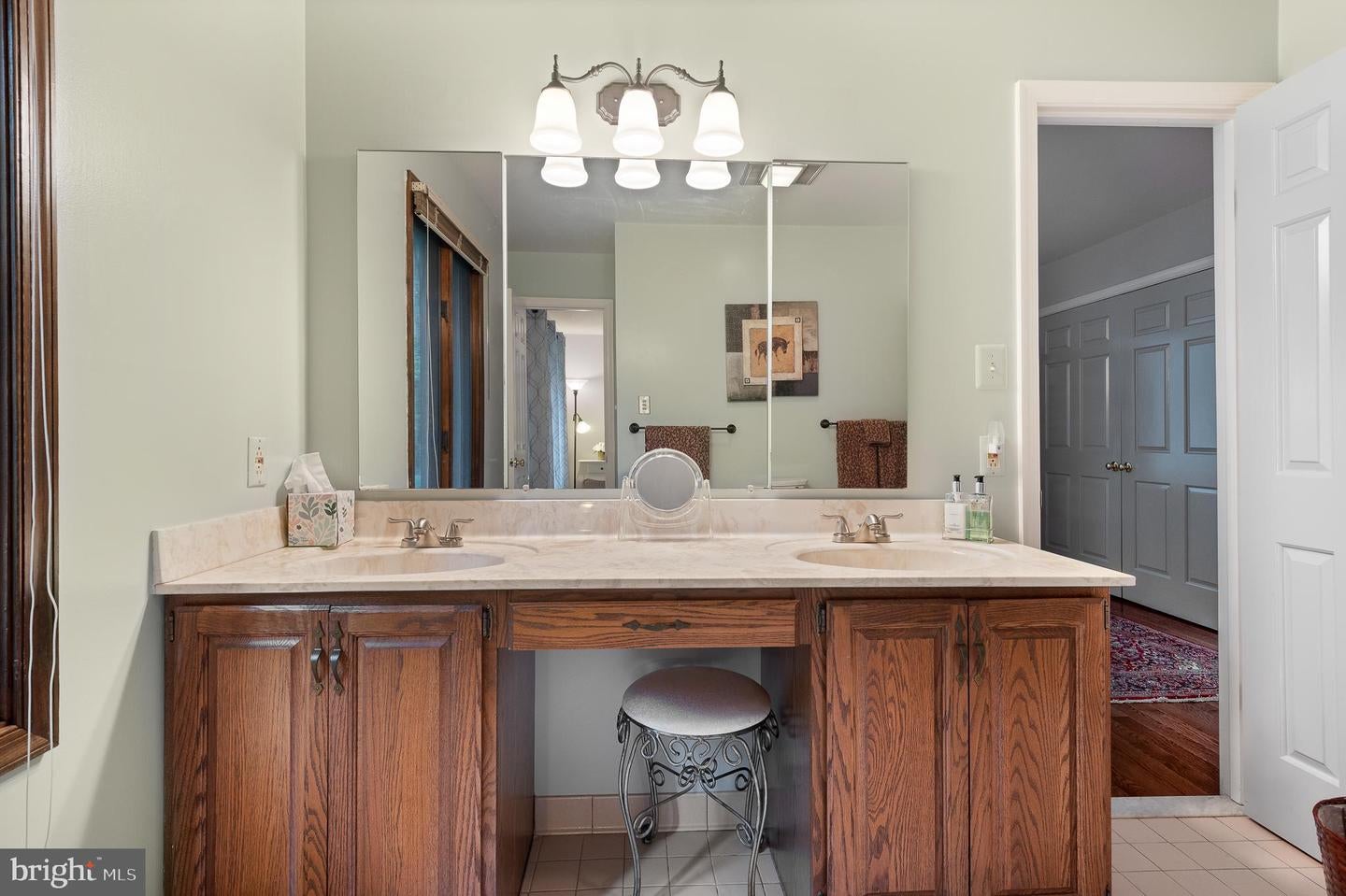 Potomac, Maryland, 20854, United States, 5 Bedrooms Bedrooms, ,6 BathroomsBathrooms,Residential,Active,1988488