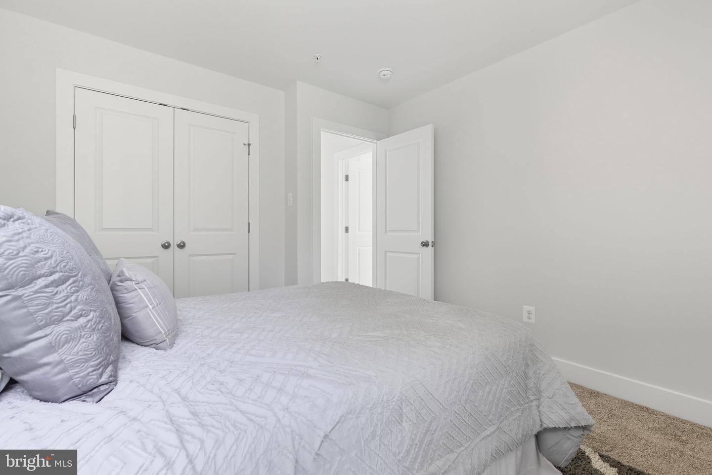 Washington Grove, Maryland, 20880, United States, 4 Bedrooms Bedrooms, ,4 BathroomsBathrooms,Residential,Active,1967308