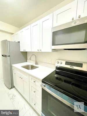 3201 COMMONWEALTH AVE APT D, ALEXANDRIA, VA 22305 - Image 1