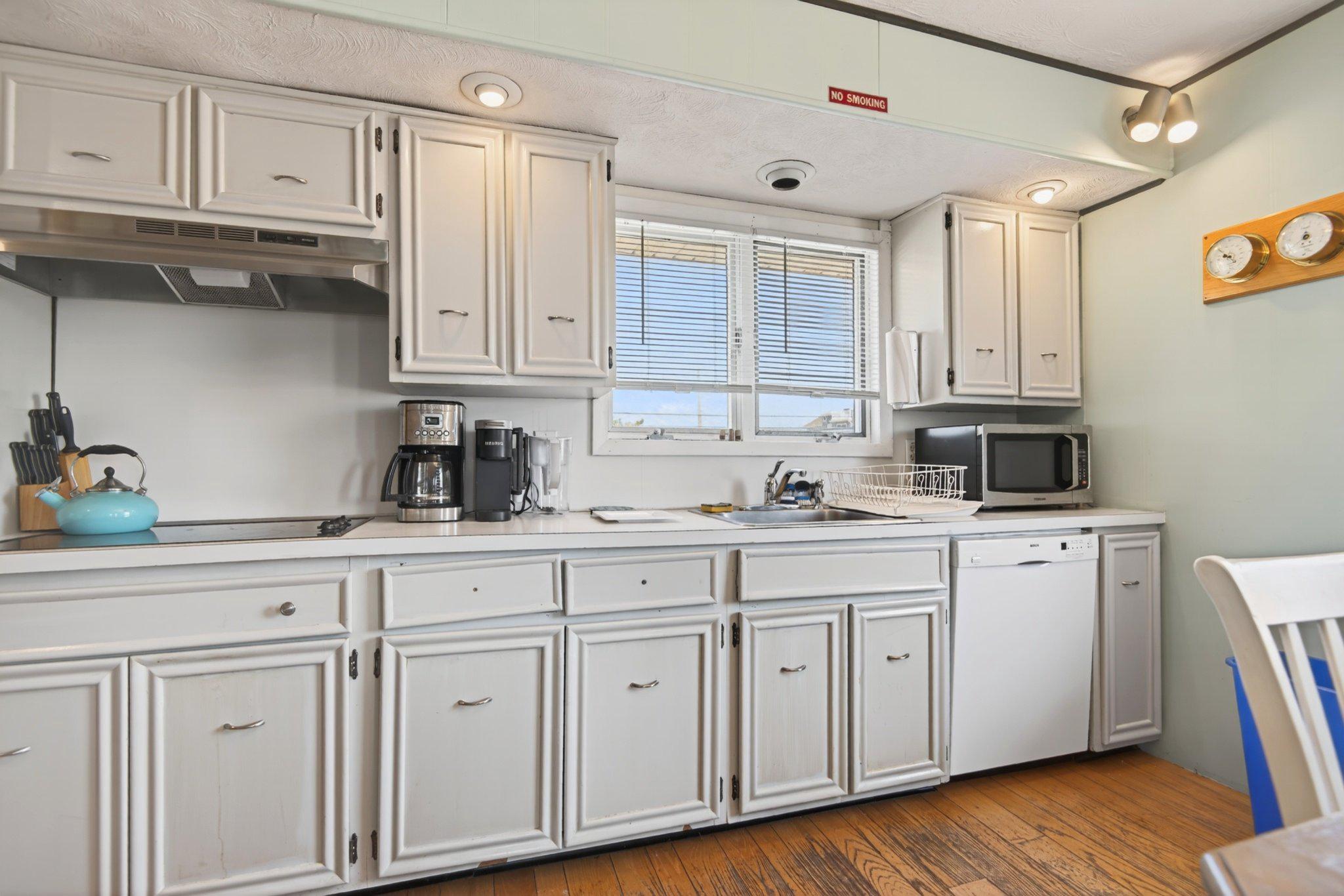 Long Beach Twp, New Jersey, 08008, United States, 8 Bedrooms Bedrooms, ,4 BathroomsBathrooms,Residential,Active,2021663