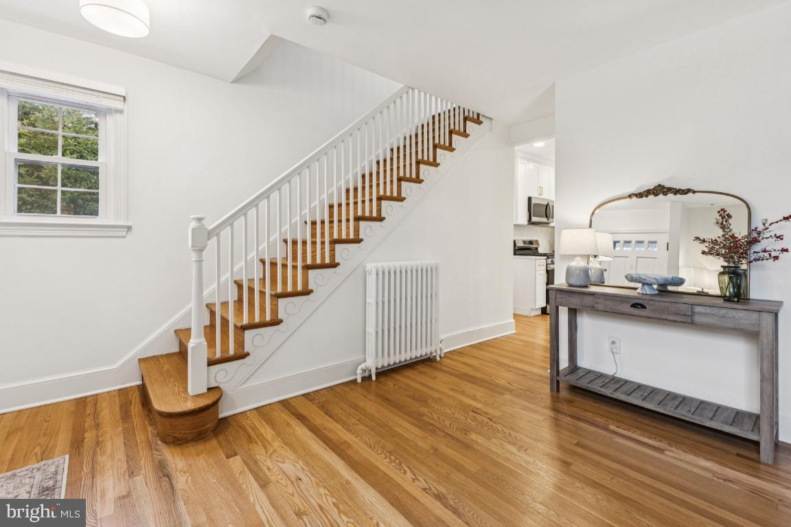 Arlington, Virginia, 22203, United States, 3 Bedrooms Bedrooms, ,3 BathroomsBathrooms,Residential,Active,2007962