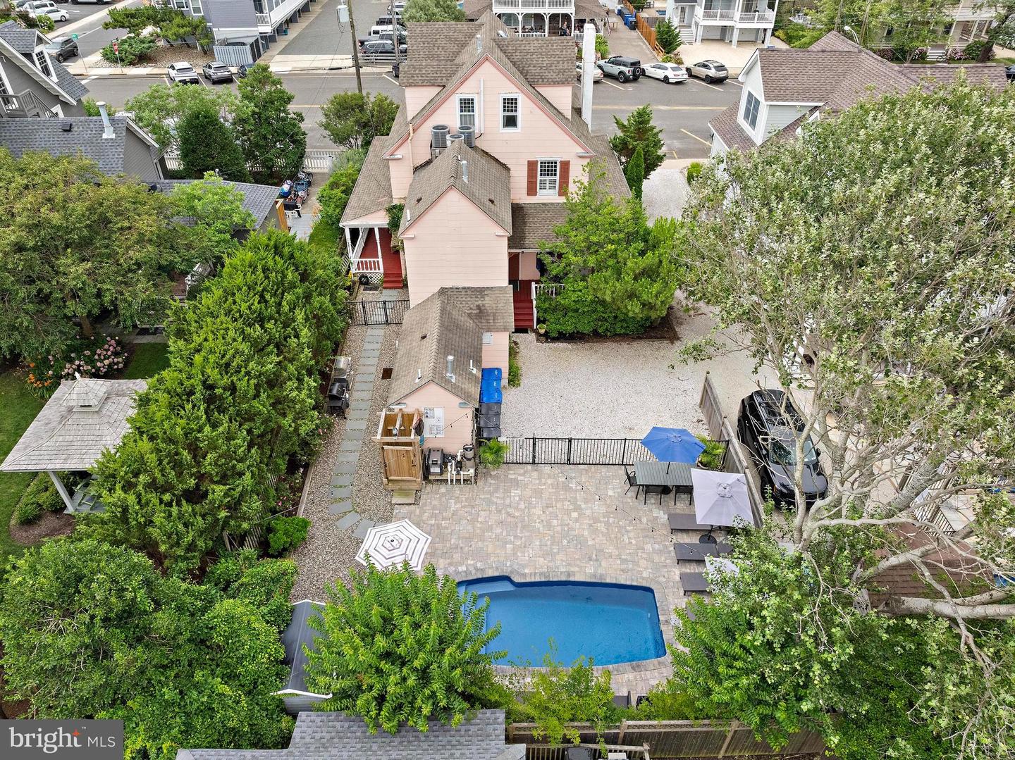 Beach Haven, New Jersey, 08008, United States, 8 Bedrooms Bedrooms, ,5 BathroomsBathrooms,Residential,Active,1933869