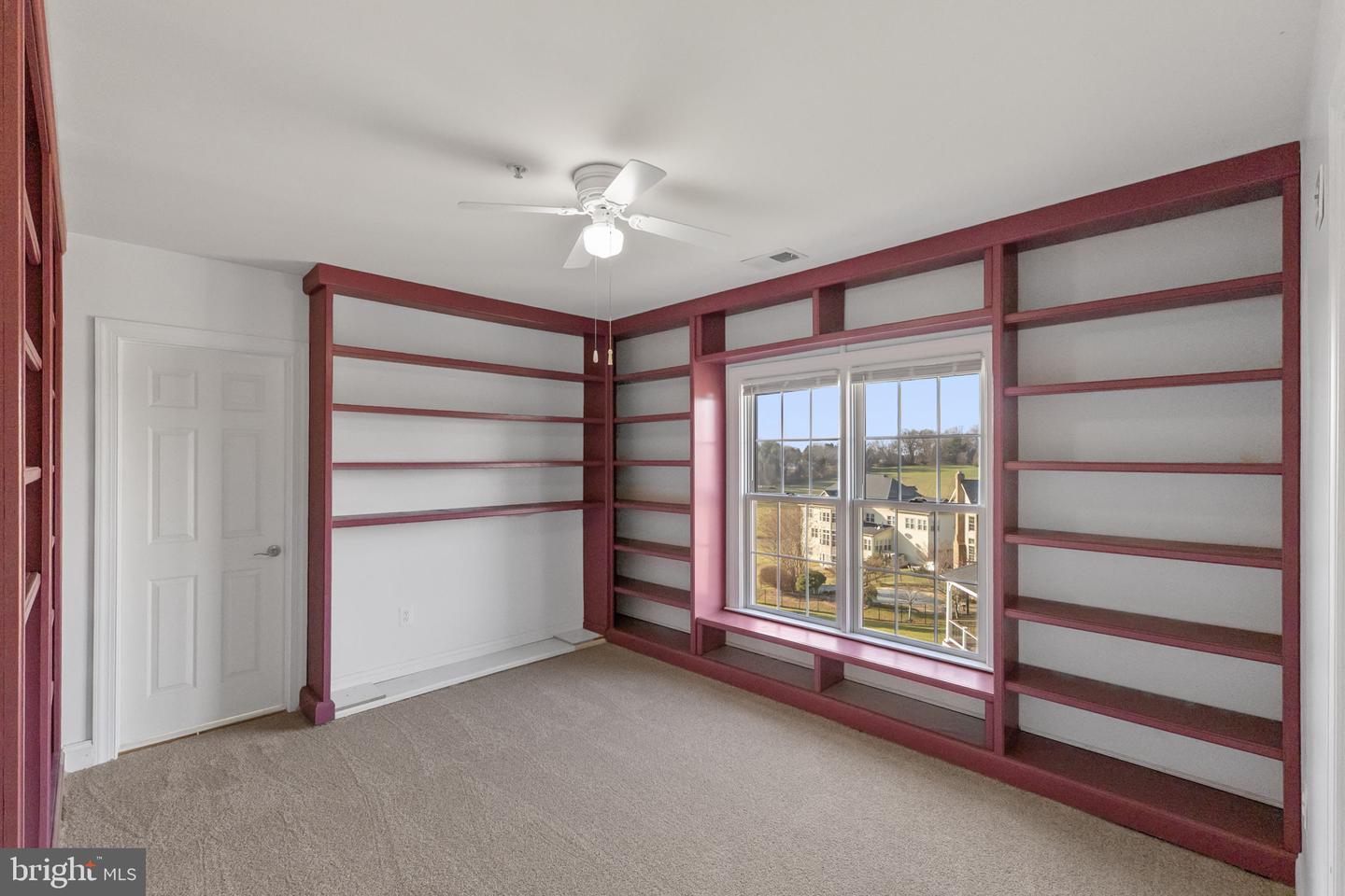 Clarksburg, Maryland, 20871, United States, 5 Bedrooms Bedrooms, ,5 BathroomsBathrooms,Residential,Active,2001354