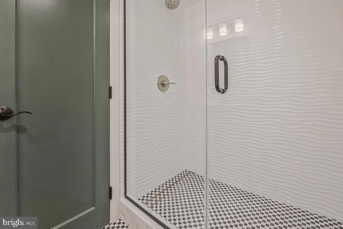 Washington, District Of Columbia, 20011, United States, 4 Bedrooms Bedrooms, ,4 BathroomsBathrooms,Residential,Active,1905358