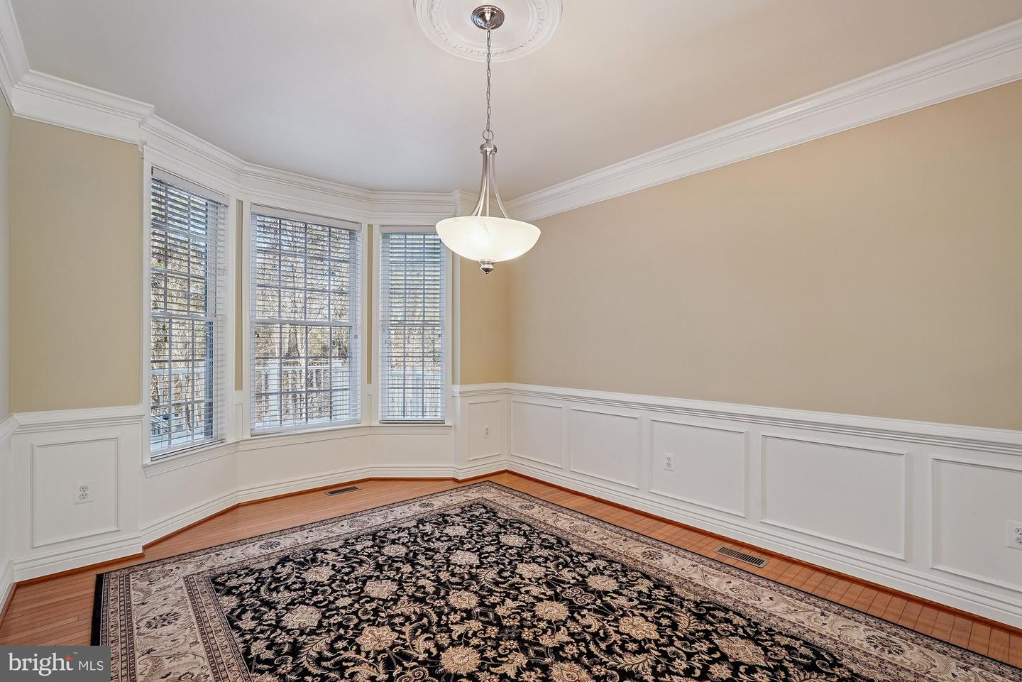 Chantilly, Virginia, 20152, United States, 4 Bedrooms Bedrooms, ,5 BathroomsBathrooms,Residential,Active,2015820