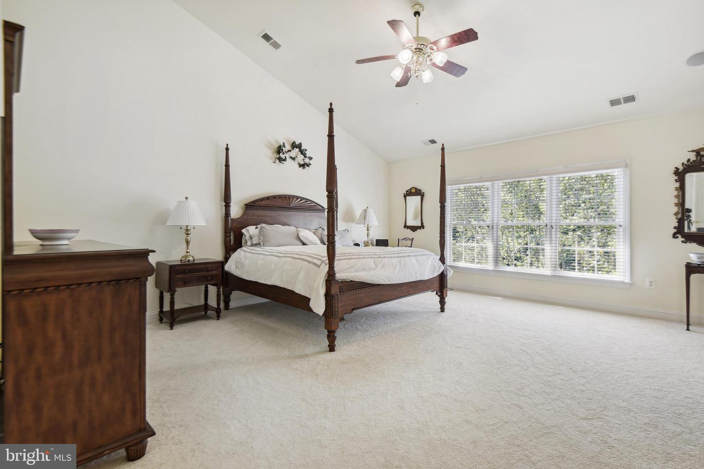 Woodbridge, Virginia, 22192, United States, 5 Bedrooms Bedrooms, ,5 BathroomsBathrooms,Residential,Active,2045542