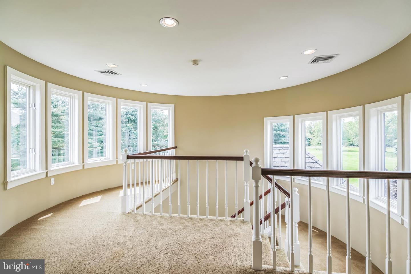 Newtown, Pennsylvania, 18940, United States, 6 Bedrooms Bedrooms, ,6 BathroomsBathrooms,Residential,Active,1849543