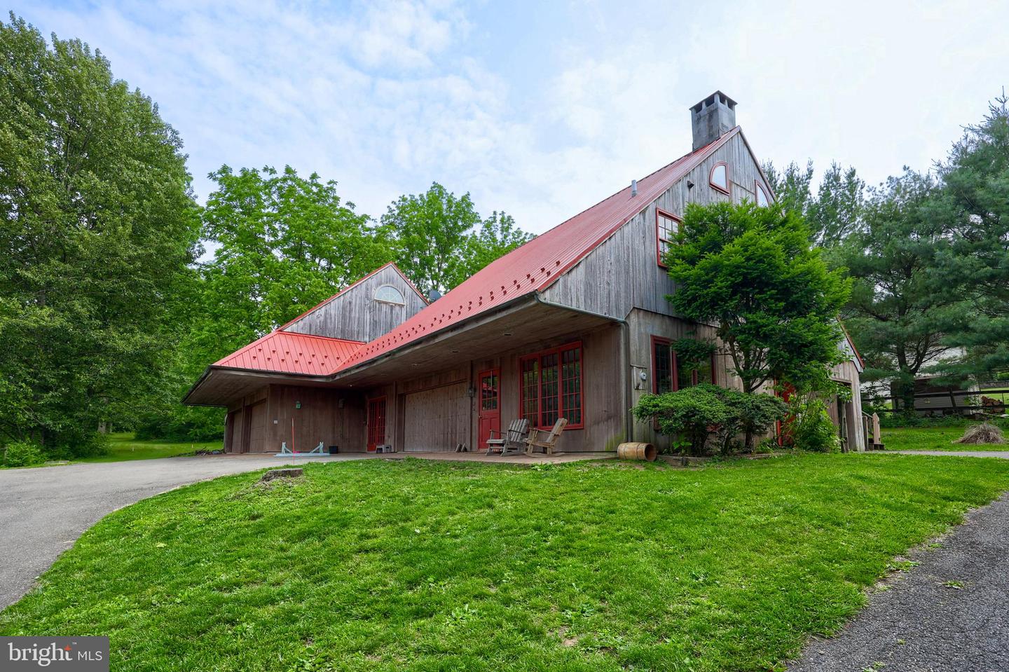 Reading, Pennsylvania, 19606, United States, 5 Bedrooms Bedrooms, ,4 BathroomsBathrooms,Residential,Active,2045028