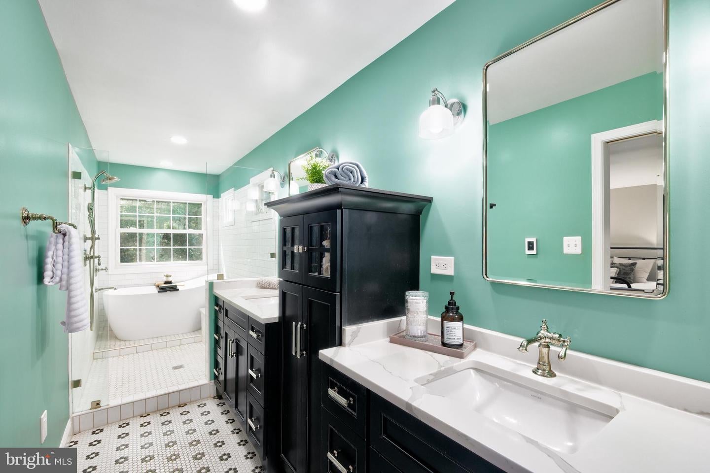 Fairfax Station, Virginia, 22039, United States, 4 Bedrooms Bedrooms, ,3 BathroomsBathrooms,Residential,Active,1936424