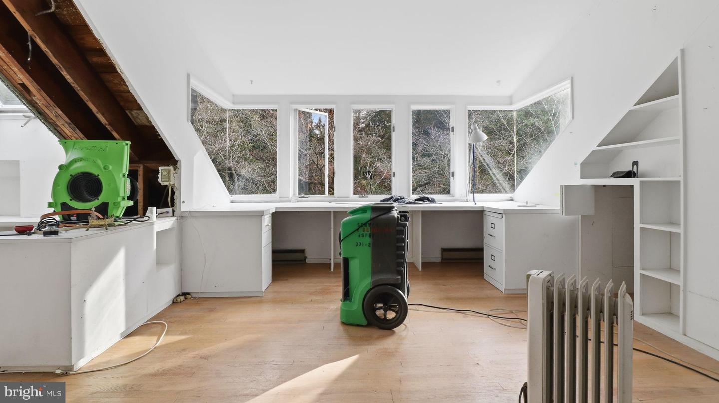 Washington, District Of Columbia, 20007, United States, ,Residential,Active,2002600