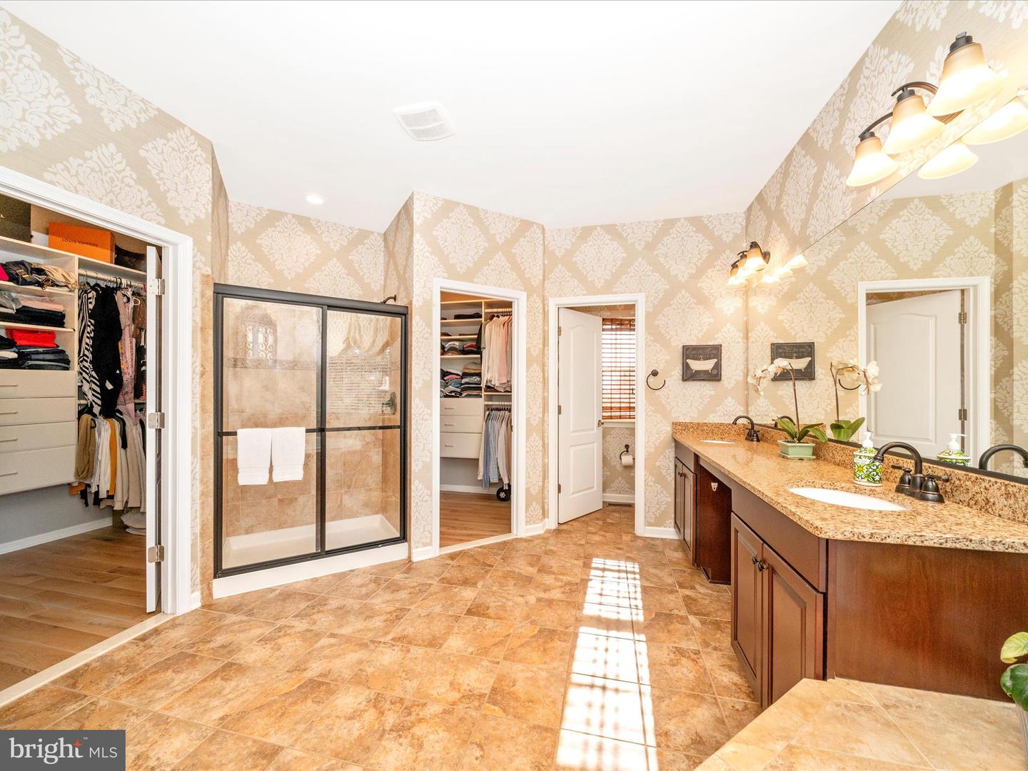 Clarksburg, Maryland, 20871, United States, 5 Bedrooms Bedrooms, ,4 BathroomsBathrooms,Residential,Active,1967123