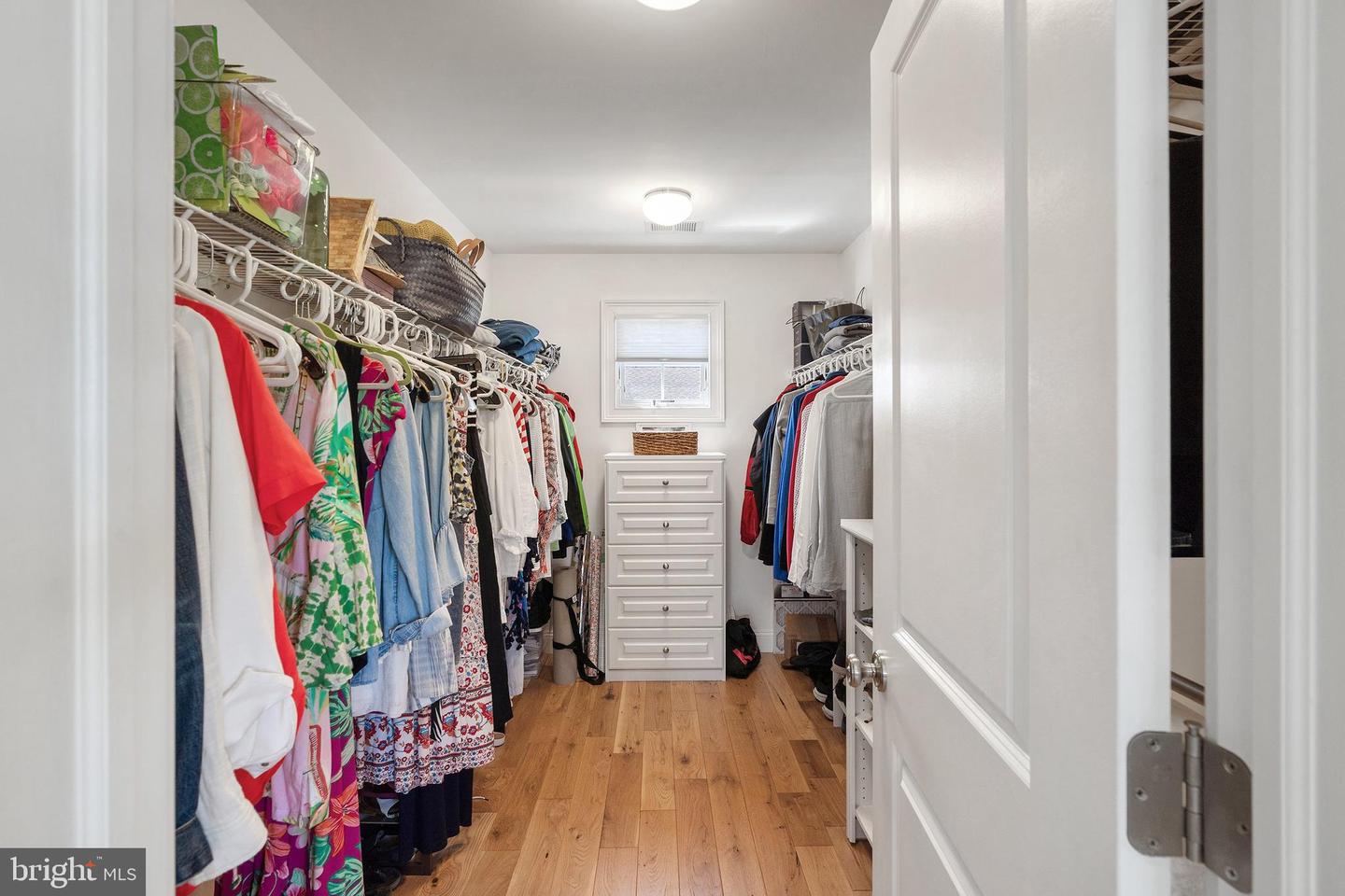 Point Pleasant Beach, New Jersey, 08742, United States, 4 Bedrooms Bedrooms, ,3 BathroomsBathrooms,Residential,Active,1942350