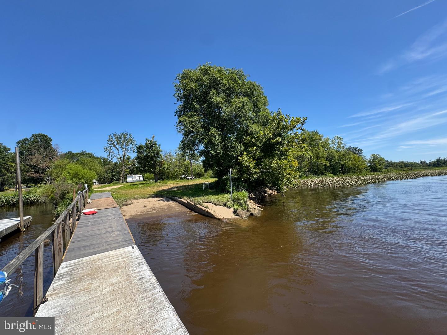 Delanco, New Jersey, 08075, United States, 5 Bedrooms Bedrooms, ,3 BathroomsBathrooms,Residential,Active,1914605