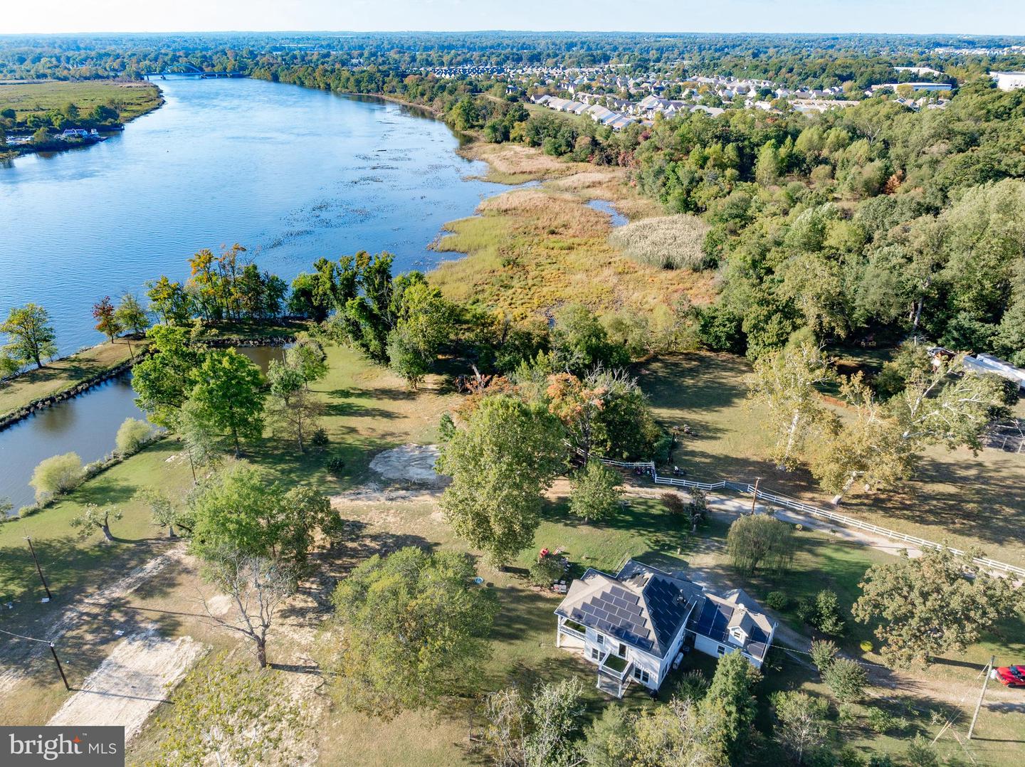 Delanco, New Jersey, 08075, United States, 5 Bedrooms Bedrooms, ,3 BathroomsBathrooms,Residential,Active,1914605
