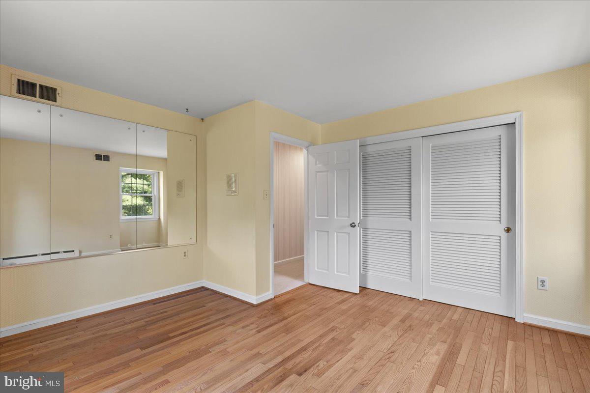 Great Falls, Virginia, 22066, United States, 5 Bedrooms Bedrooms, ,3 BathroomsBathrooms,Residential,Active,1941376
