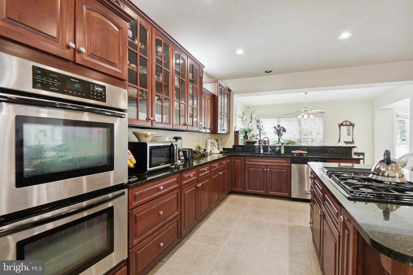 Woodbridge, Virginia, 22192, United States, 5 Bedrooms Bedrooms, ,5 BathroomsBathrooms,Residential,Active,2045542