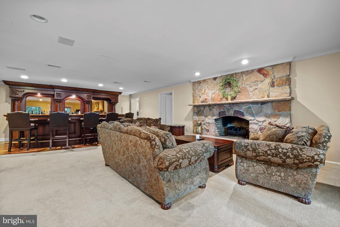 Hammonton, New Jersey, 08037, United States, 5 Bedrooms Bedrooms, ,6 BathroomsBathrooms,Residential,Active,1954441