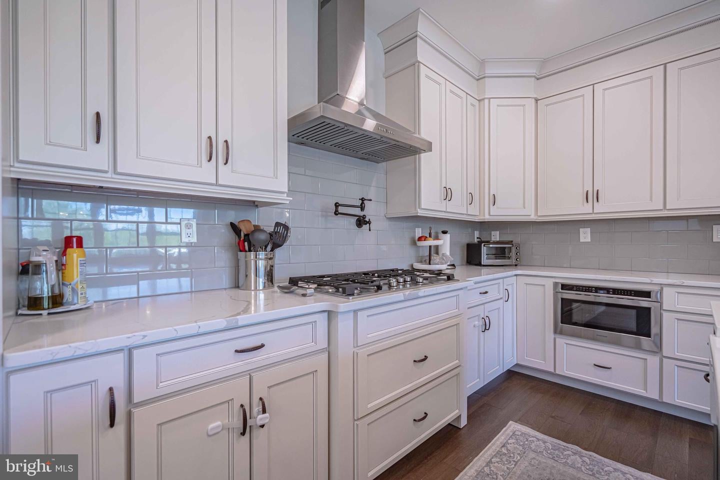 Bethlehem, Pennsylvania, 18020, United States, 4 Bedrooms Bedrooms, ,5 BathroomsBathrooms,Residential,Pending,1968396