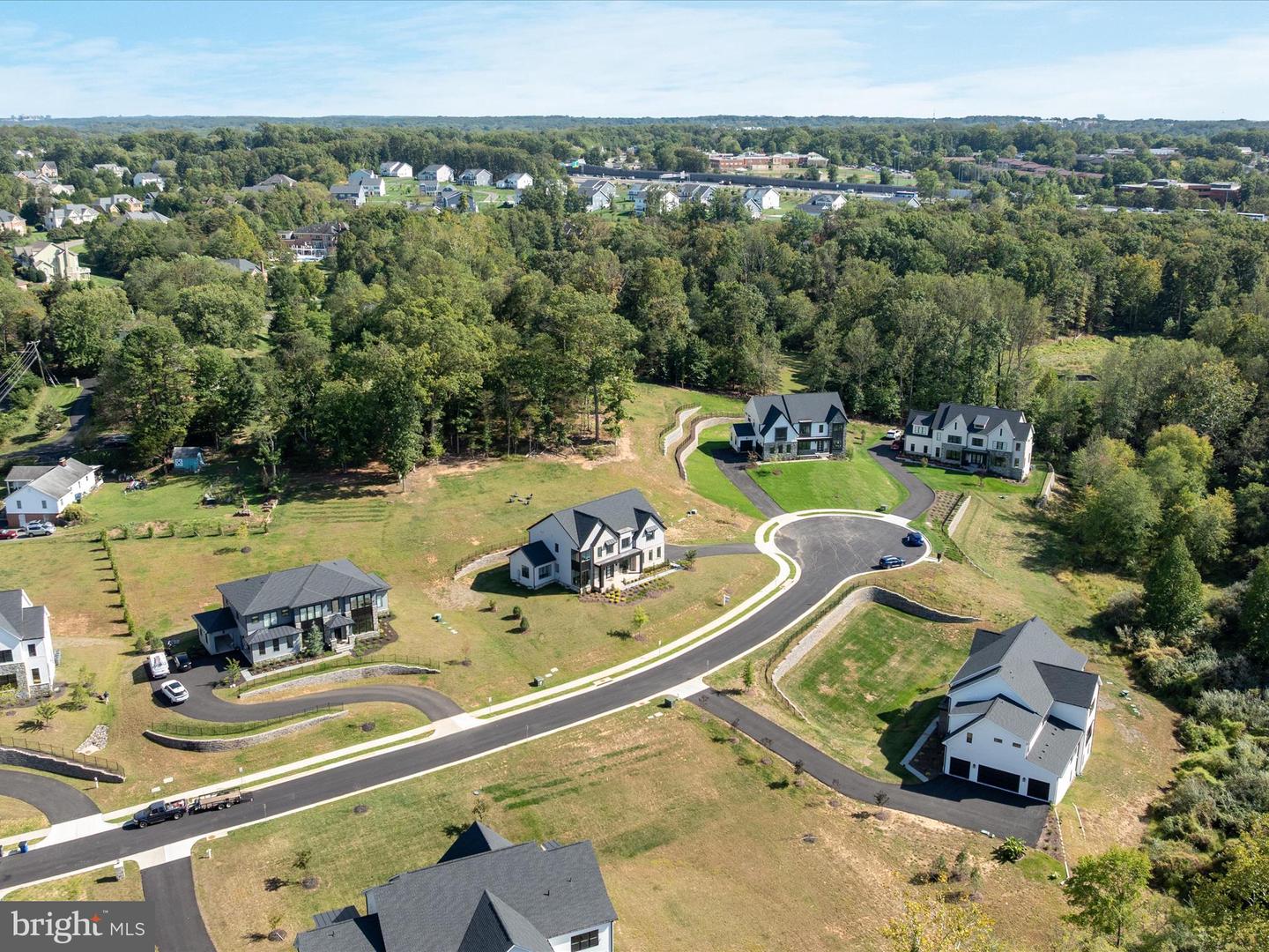 Oakton, Virginia, 22124, United States, 6 Bedrooms Bedrooms, ,6 BathroomsBathrooms,Residential,Active,1960120