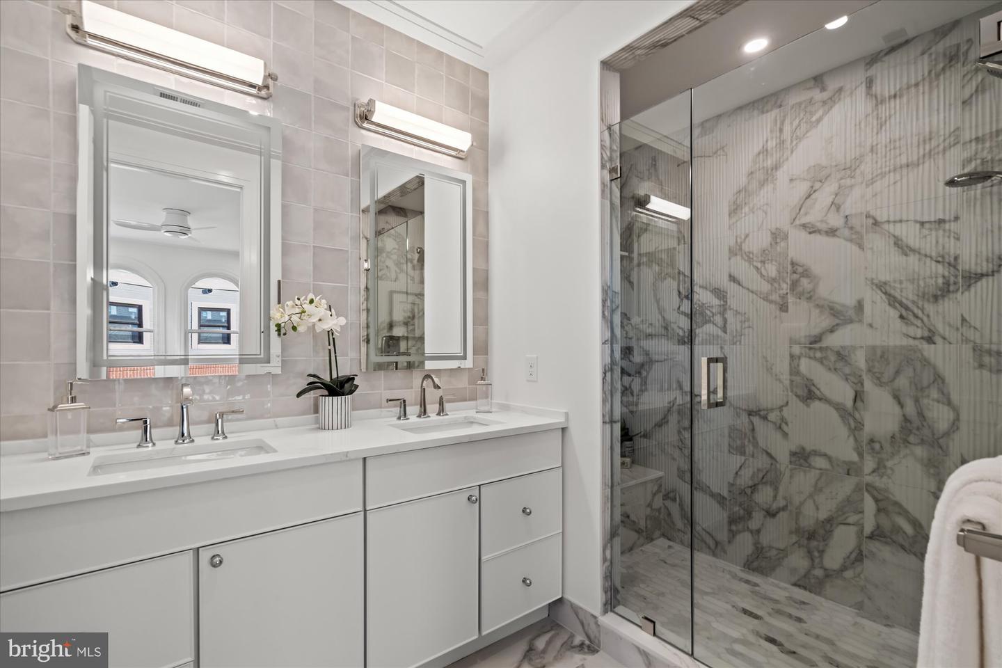 Alexandria, Virginia, 22314, United States, 4 Bedrooms Bedrooms, ,5 BathroomsBathrooms,Residential,Active,1993677